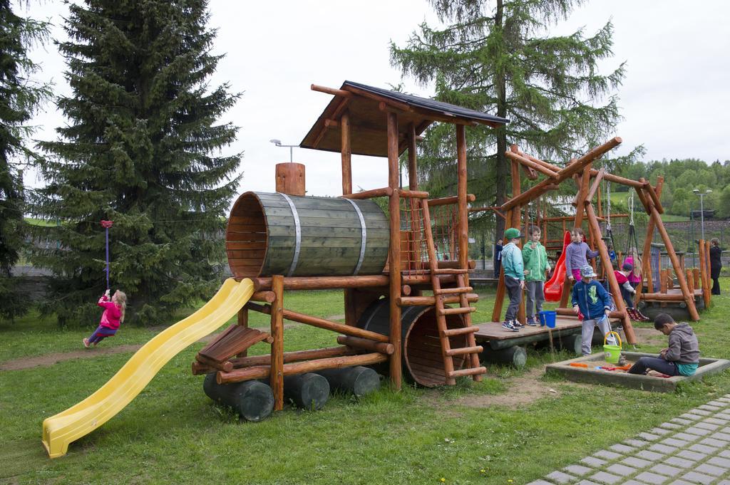 Rodinny Penzion Skiland Ostružná Kültér fotó